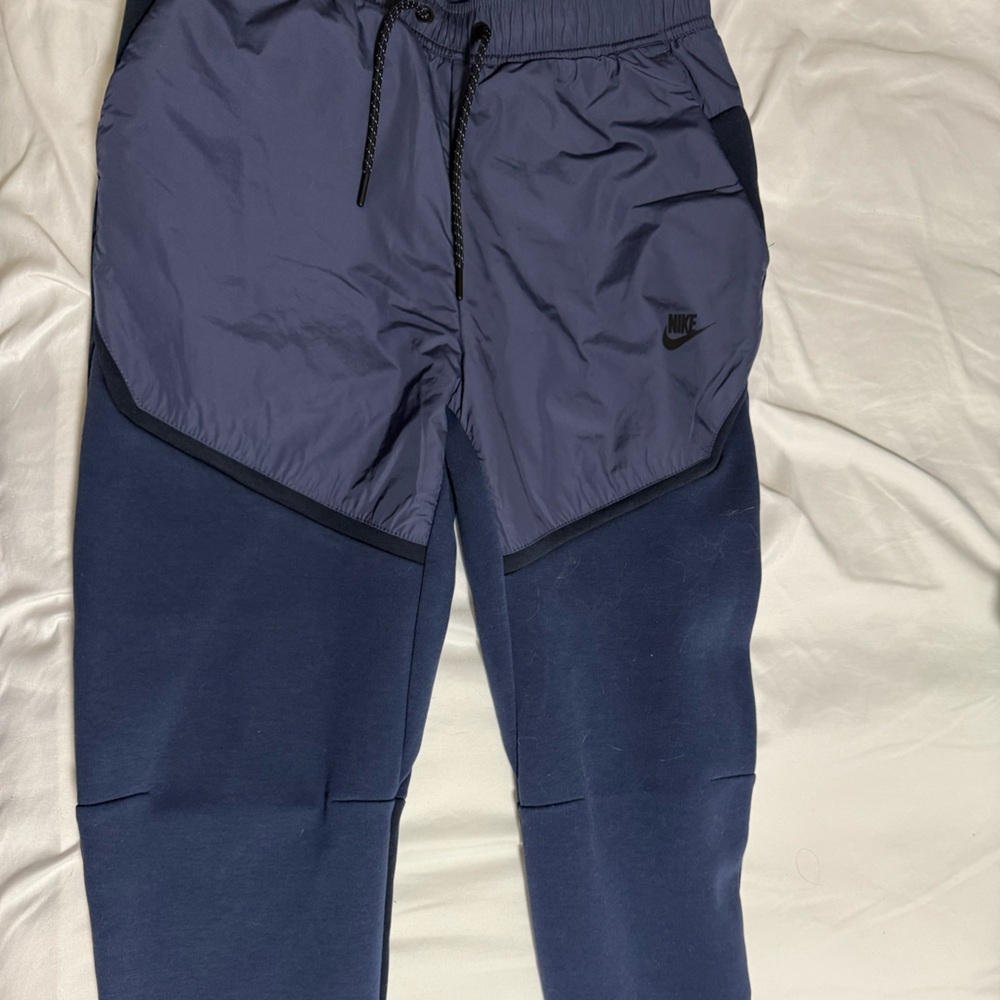 Nike tech Men's Navy blue sweats